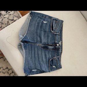 Levi’s shorts